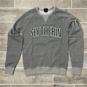 Warner Bros. Gray Slytherin Crewneck Sweater